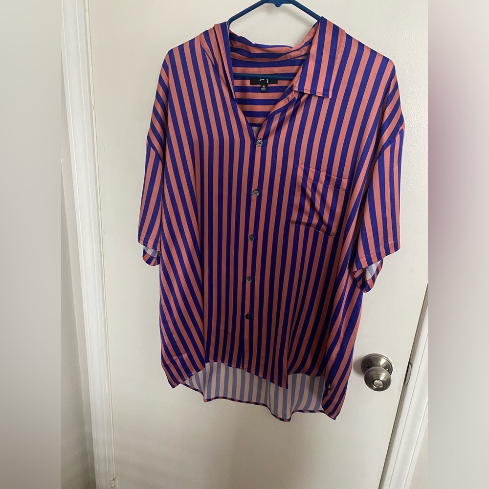 Silk oversized shirt (Bodega in DTLA)